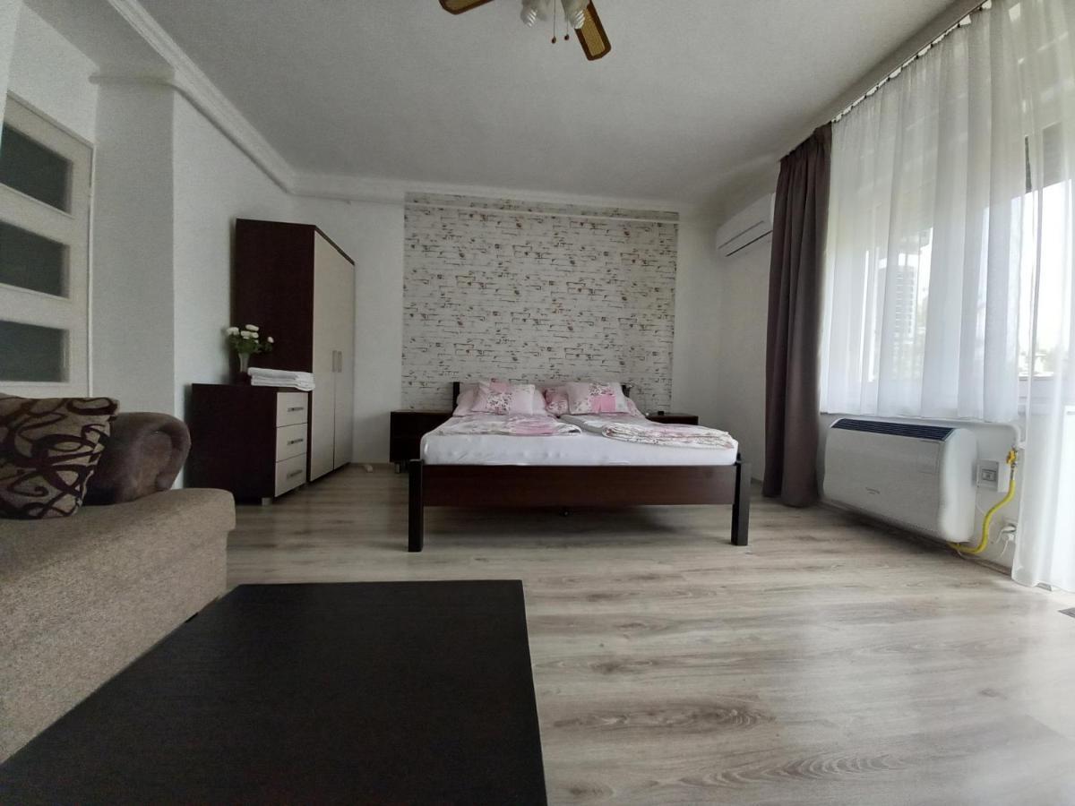 Kardos Apartman Debrecín Exteriér fotografie